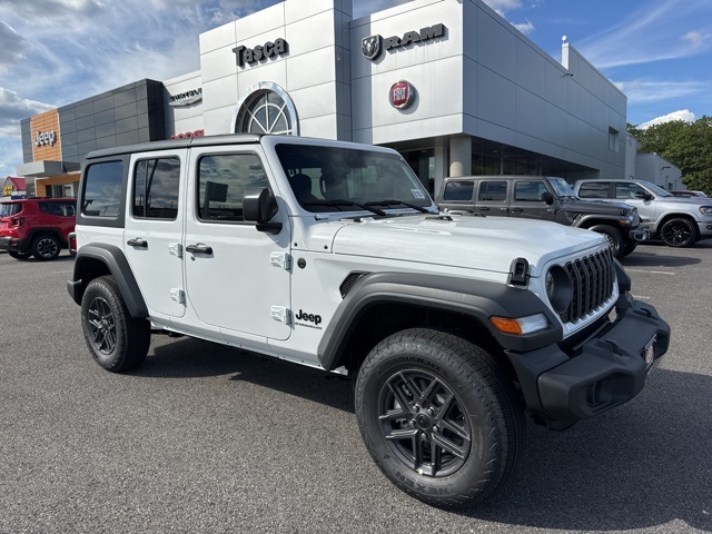 2025 Jeep Wrangler 4-Door Sport S's photo