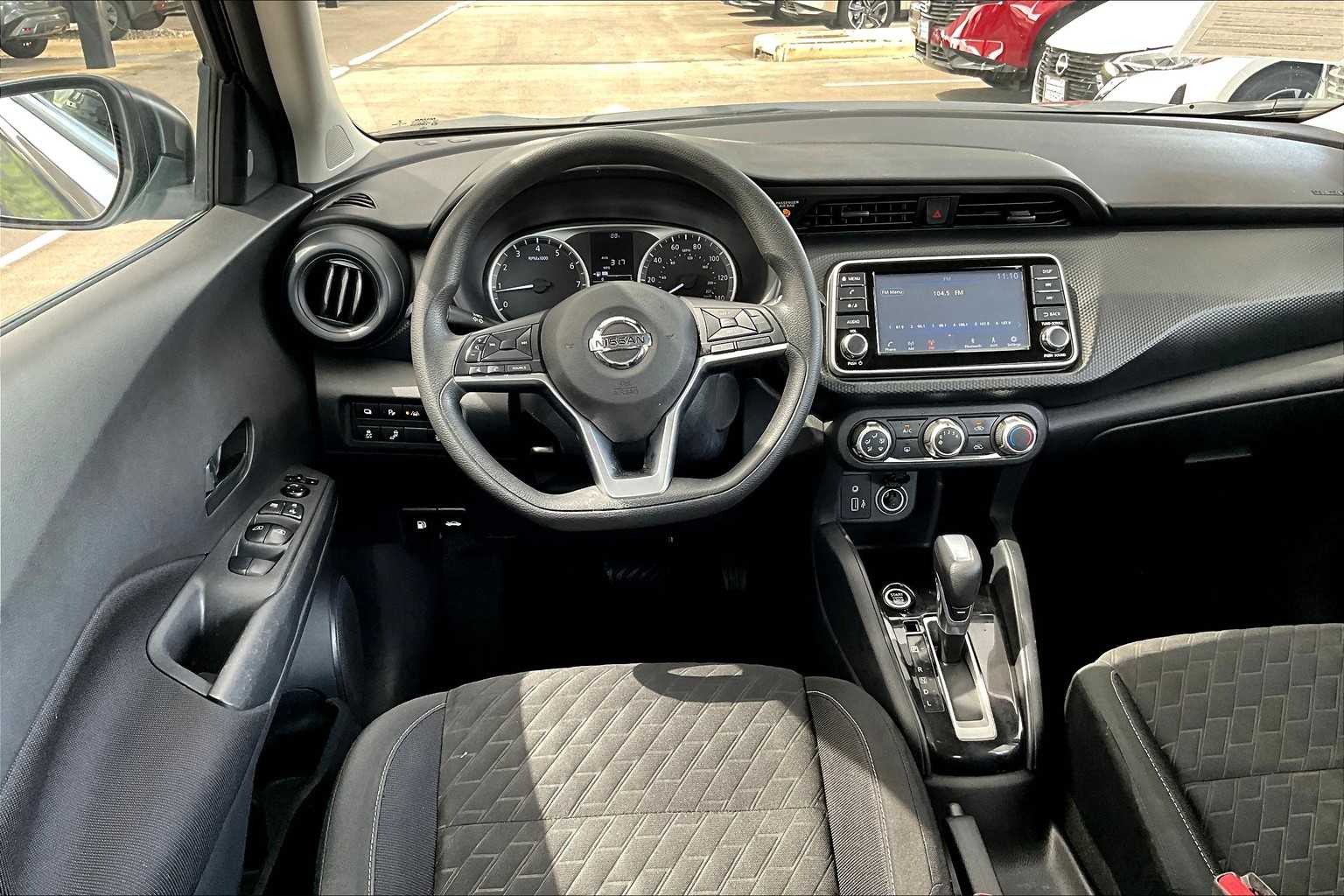 2021 Nissan Kicks S photo 5