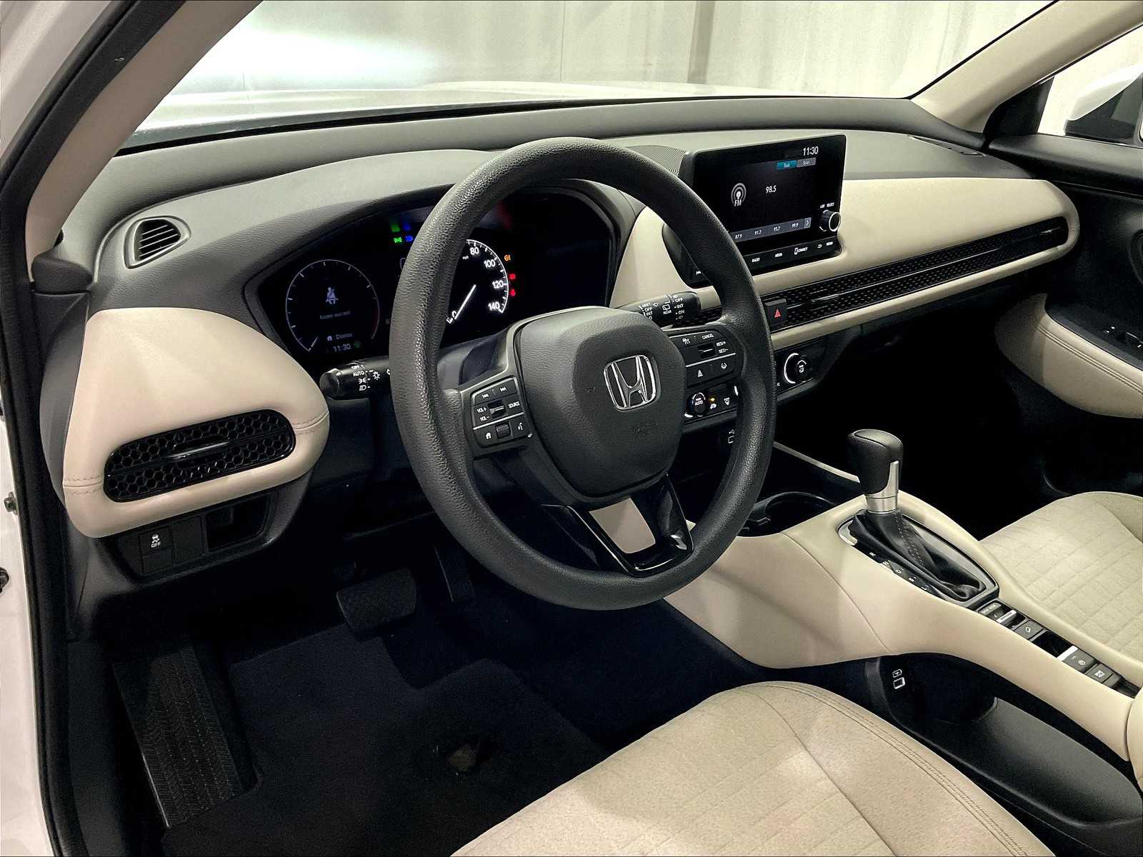 2023 Honda HR-V LX photo 7