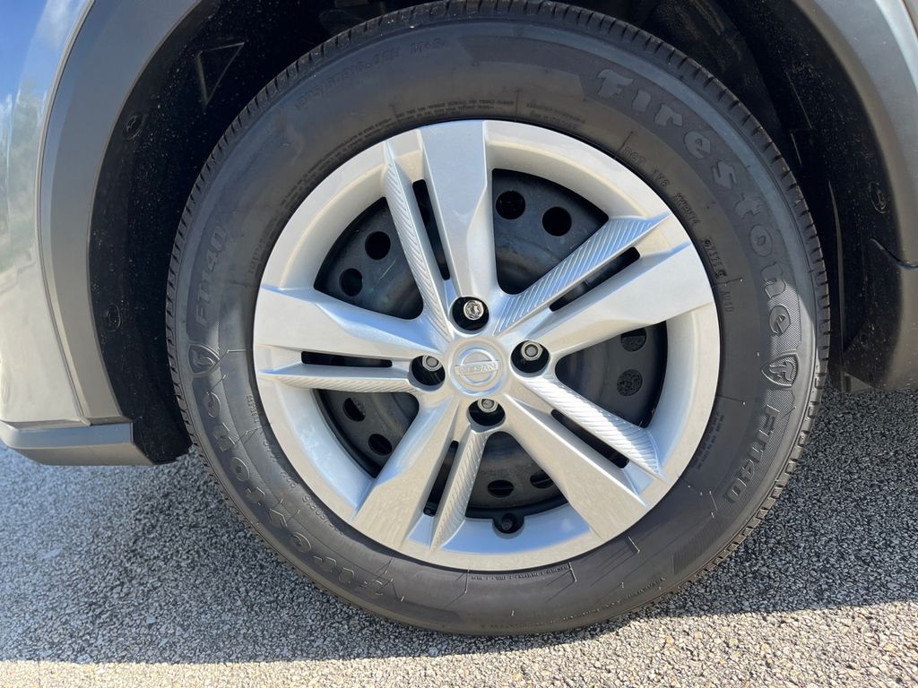 2025 Nissan Kicks Play S photo 22