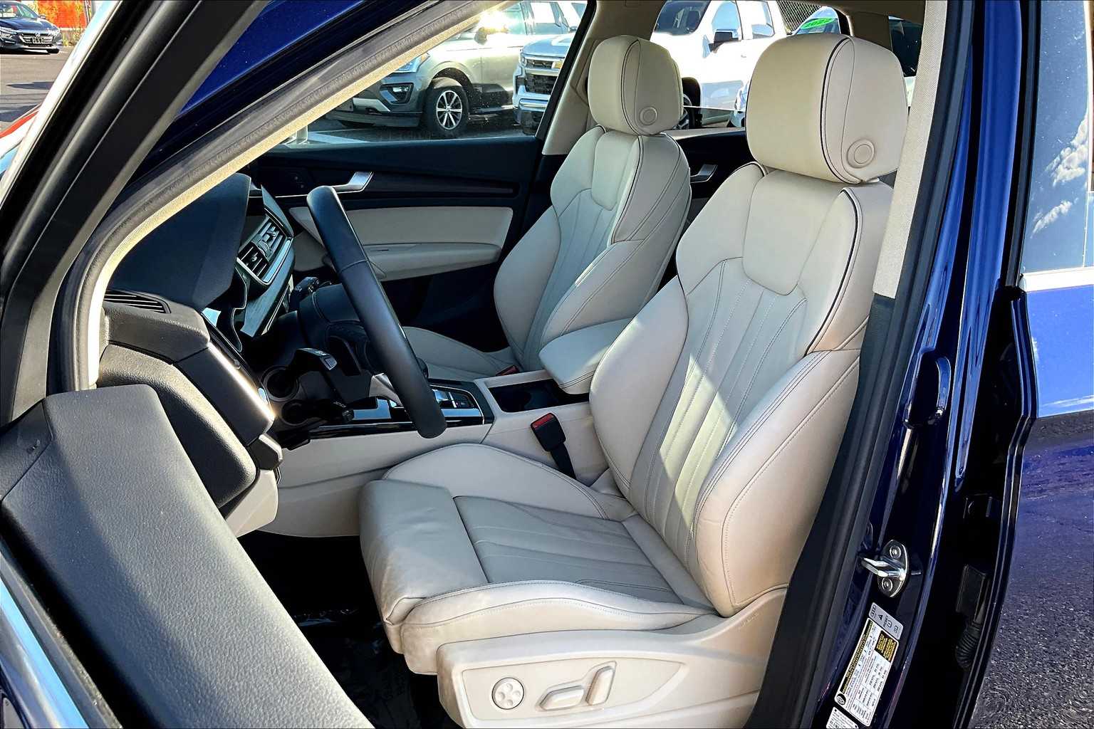 2024 Audi Q5 S line Premium photo 7
