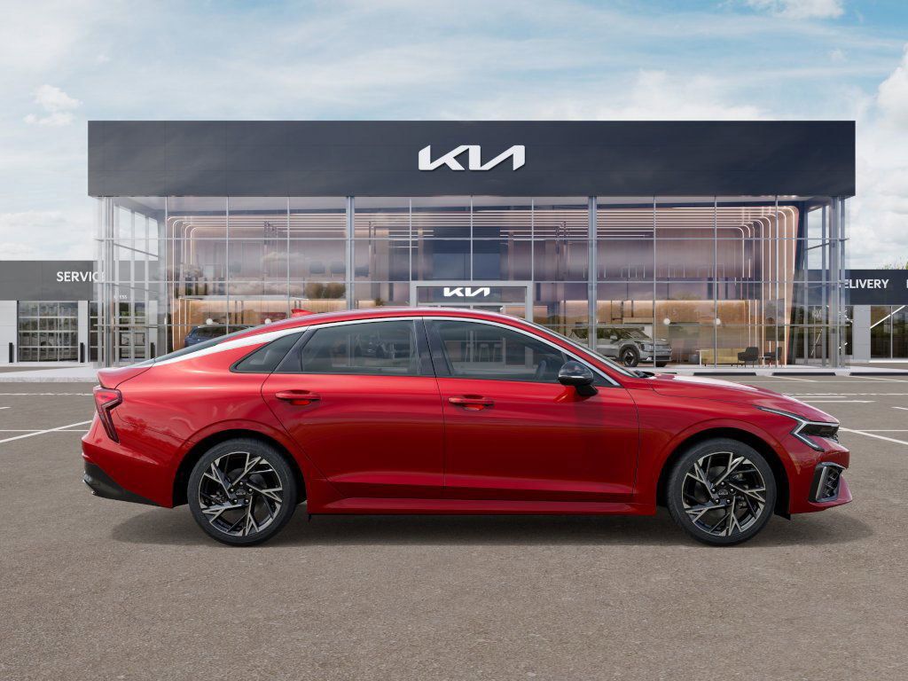 2026 Kia K5 GT-Line photo 7