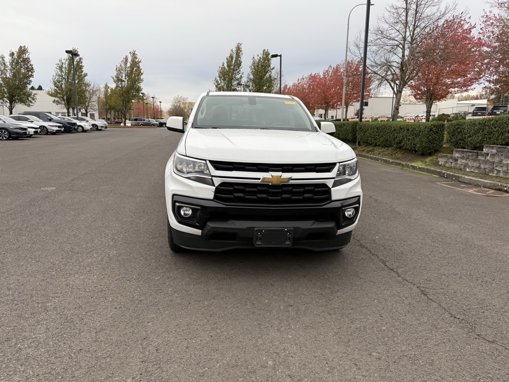 2022 Chevrolet Colorado LT photo 2