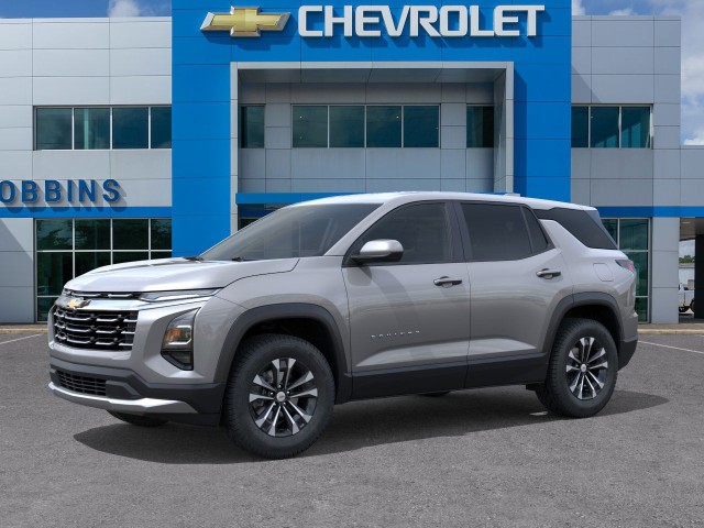 2026 Chevrolet Equinox LT photo 2