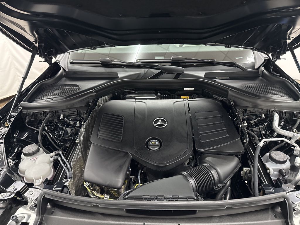 2026 Mercedes Benz GLC 300 photo 29