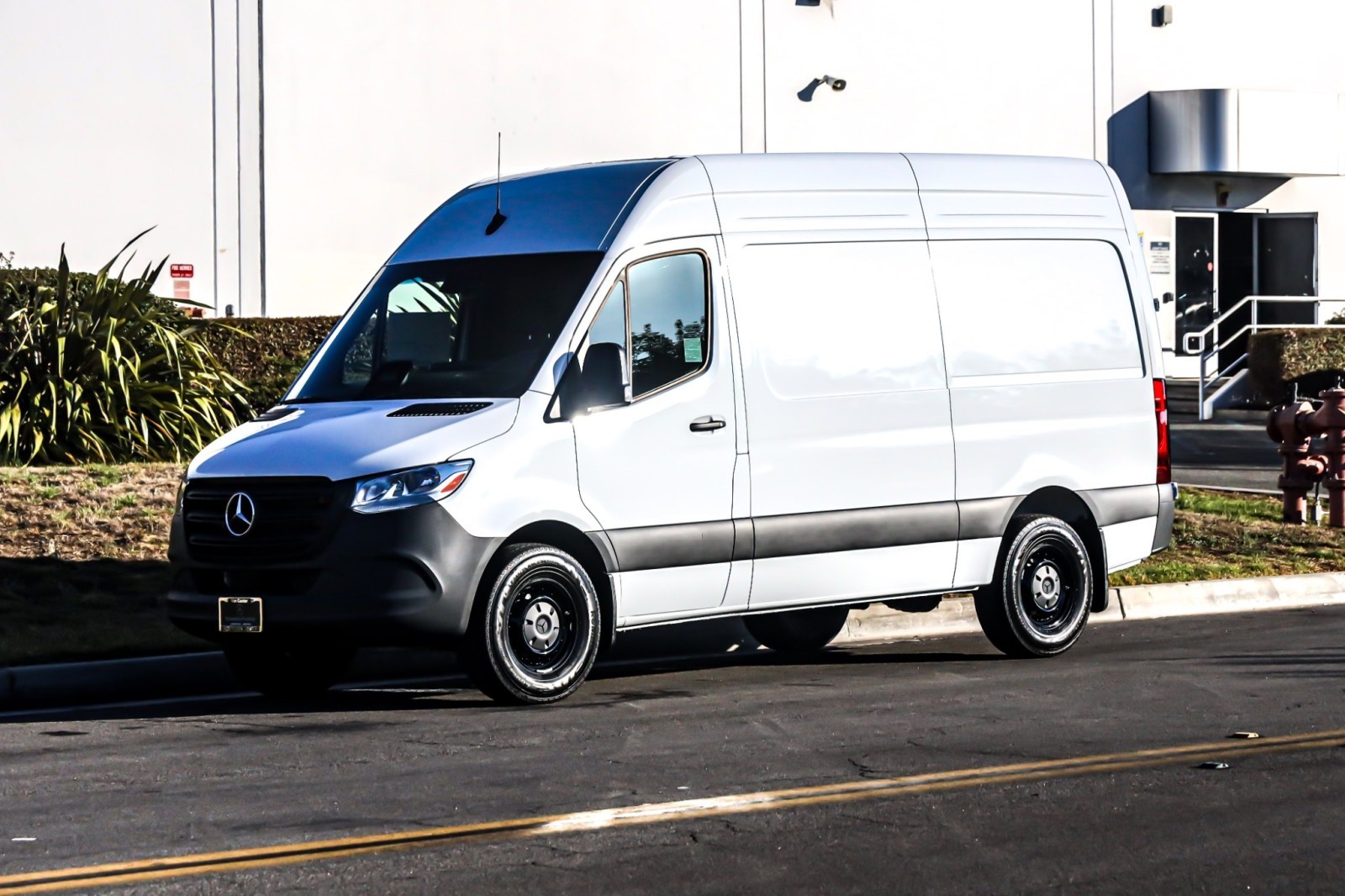 2025 Mercedes-Benz Sprinter Cargo Van