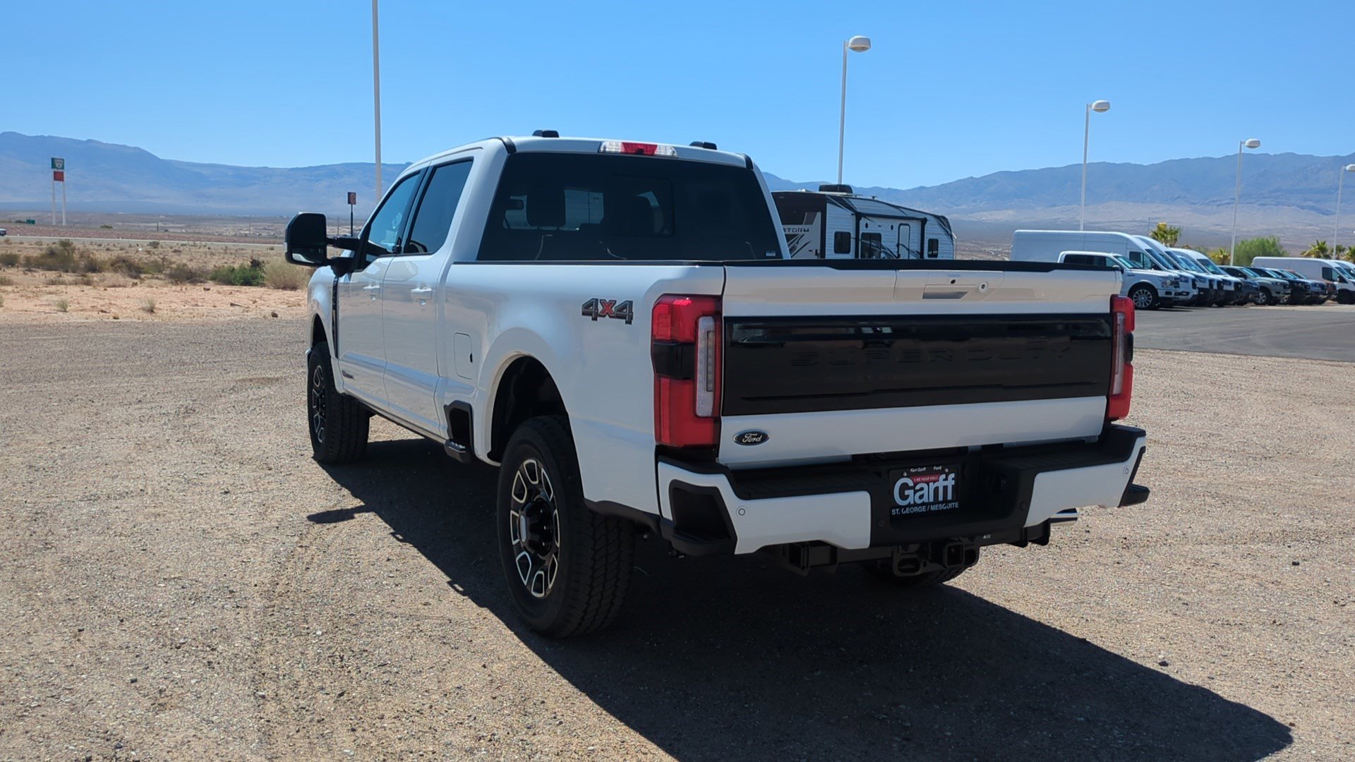 2025 Ford F-250 Platinum photo 5