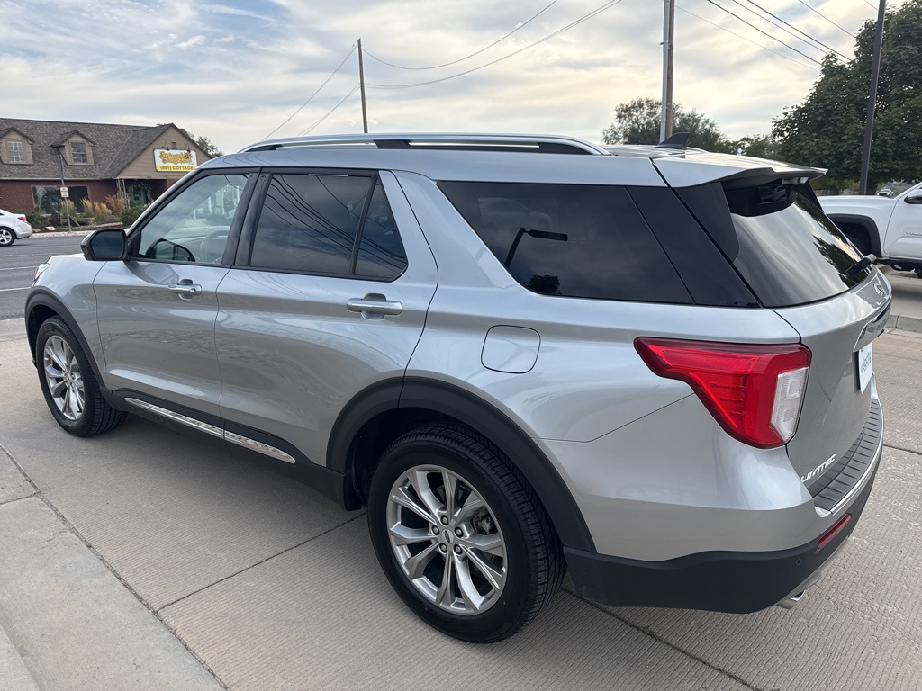 2023 Ford Explorer Limited photo 4