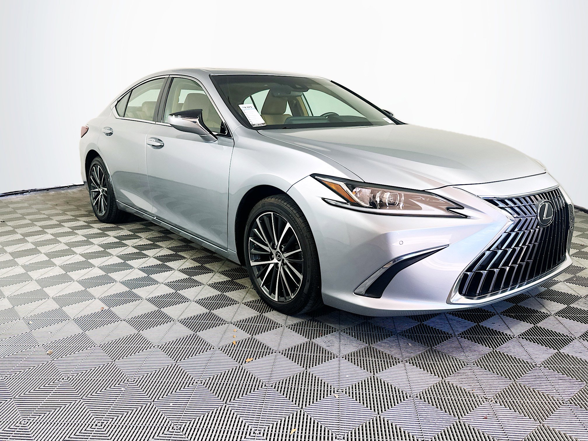 2022 Lexus ES 350 Premium photo 3