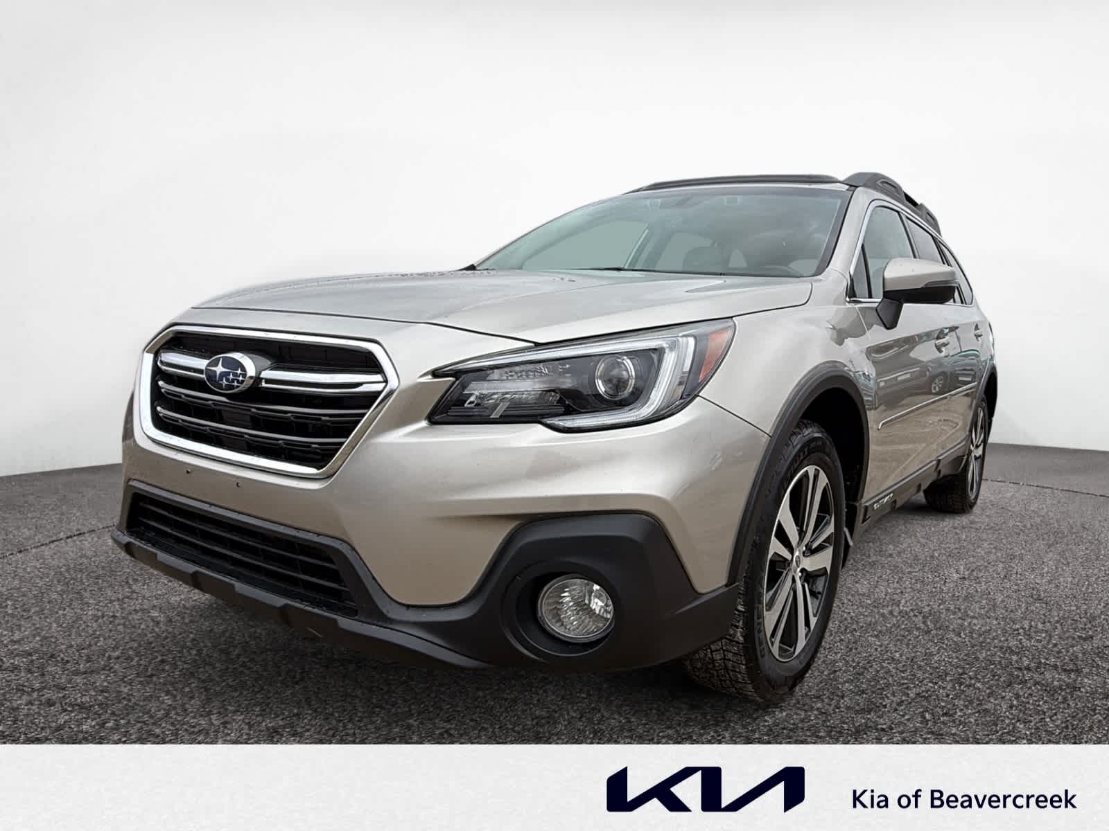 2018 Subaru Outback Limited's photo