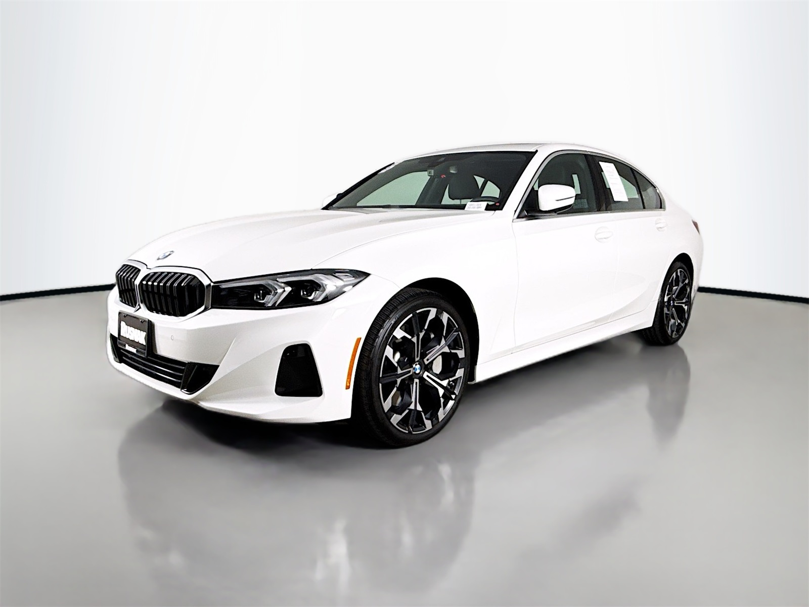 2025 Bmw 330i 3-Series photo 3