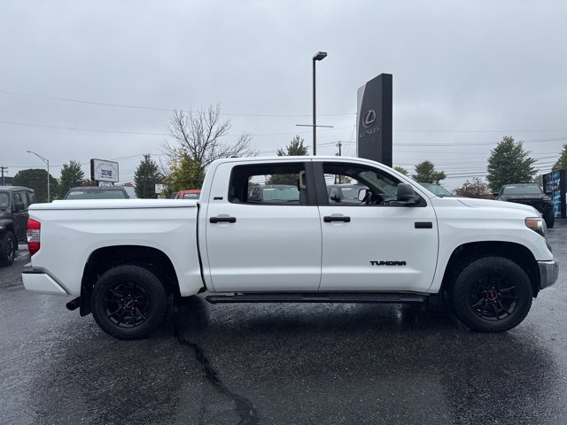 2021 Toyota Tundra SR5 Grade photo 2
