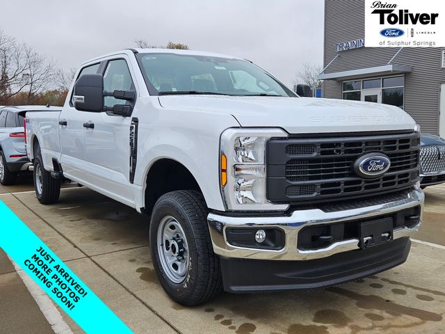 2026 Ford F-250 Super Duty XL's photo