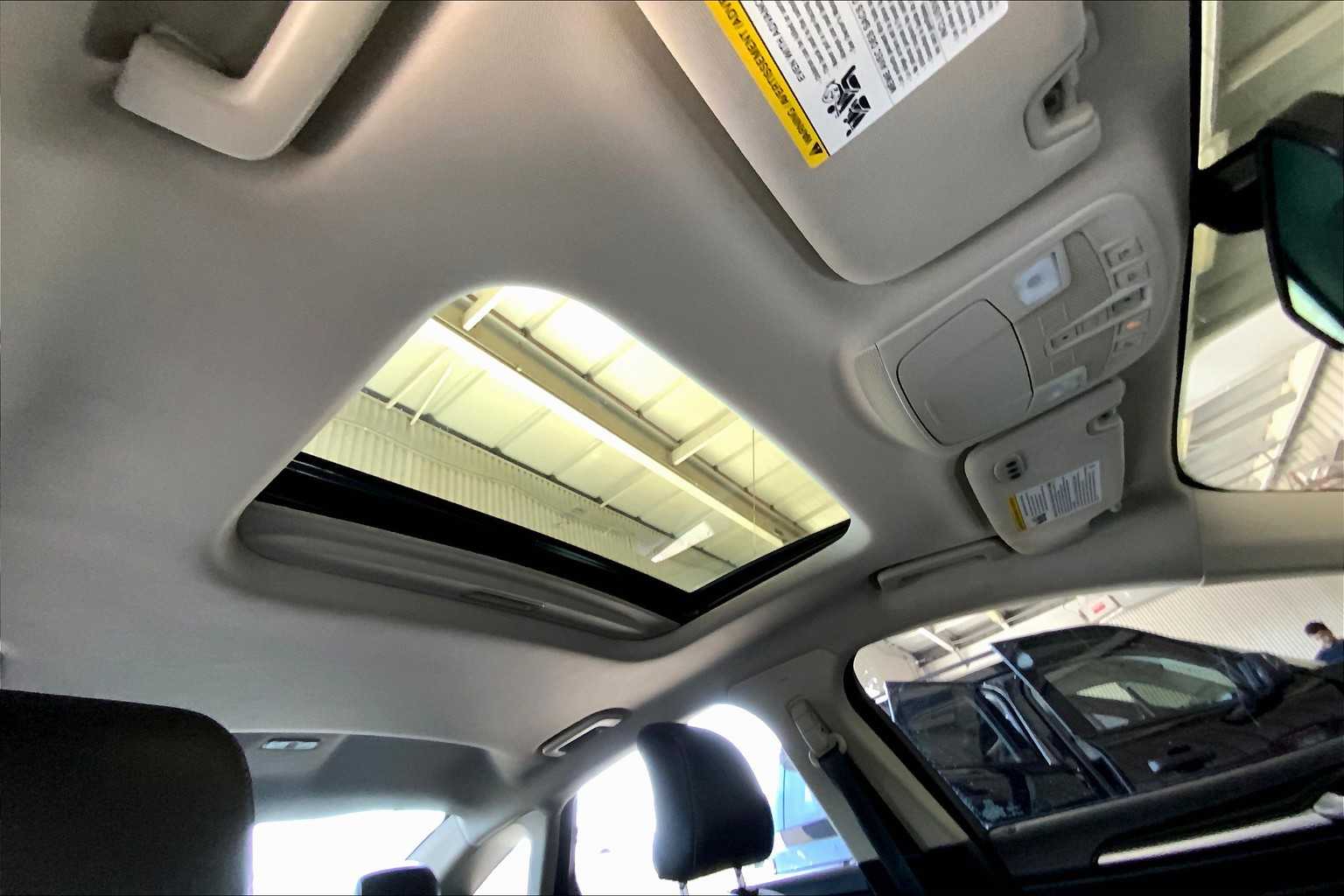 2019 Ford Fusion Titanium photo 12