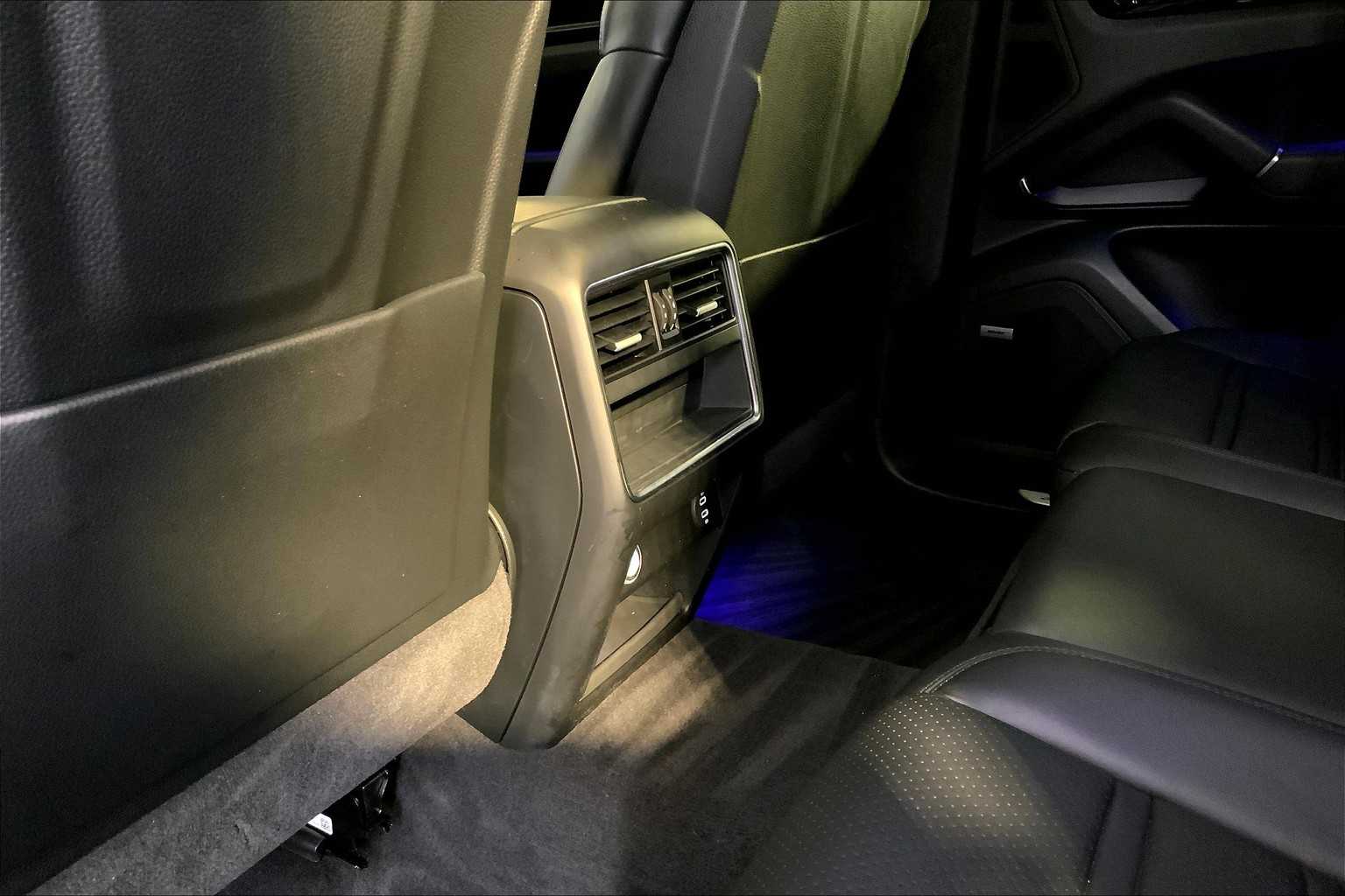 2020 Porsche Cayenne photo 33