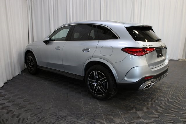2025 Mercedes Benz GLC 350e 4MATIC photo 4