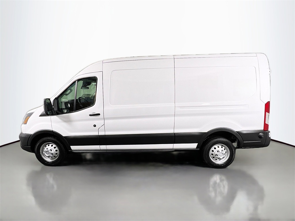 2024 Ford Transit Cargo Van photo 4