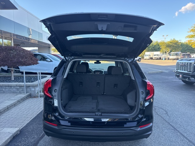 2023 Gmc Terrain SLE photo 27