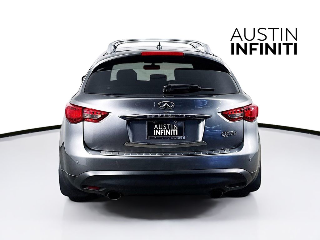 2016 Infiniti QX70 photo 6