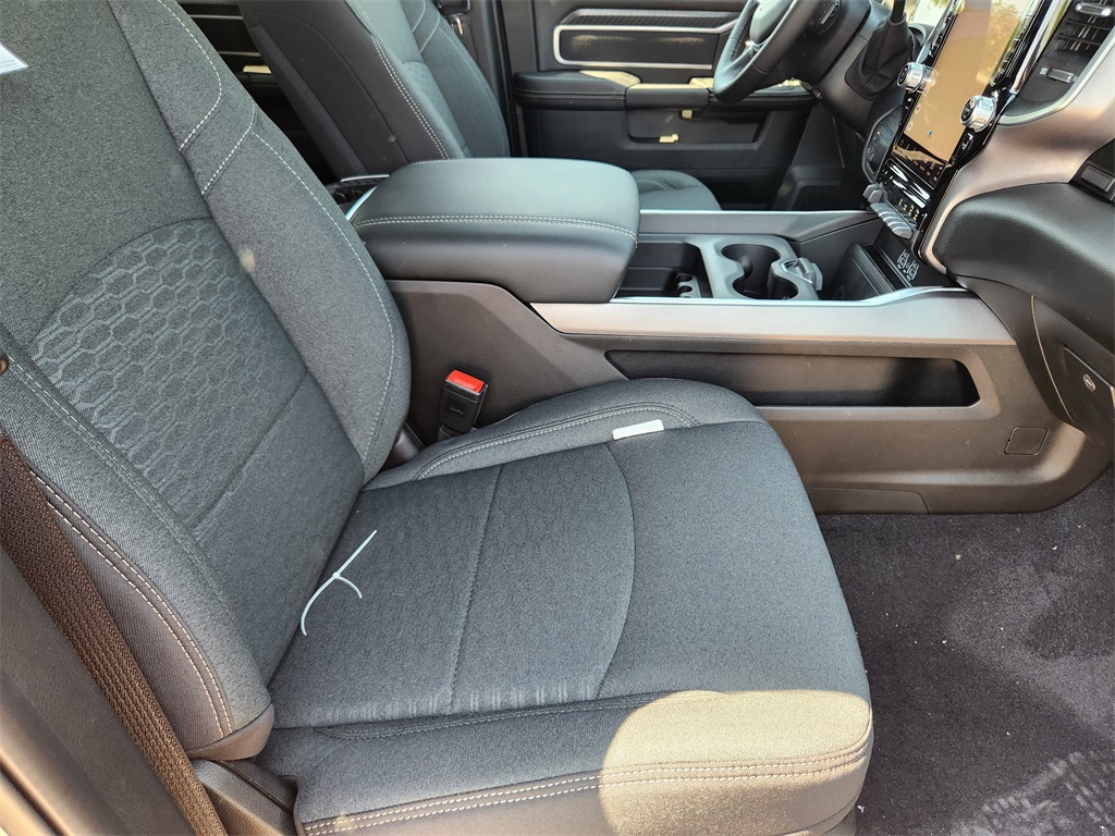 2026 Ram 2500 Big Horn photo 10