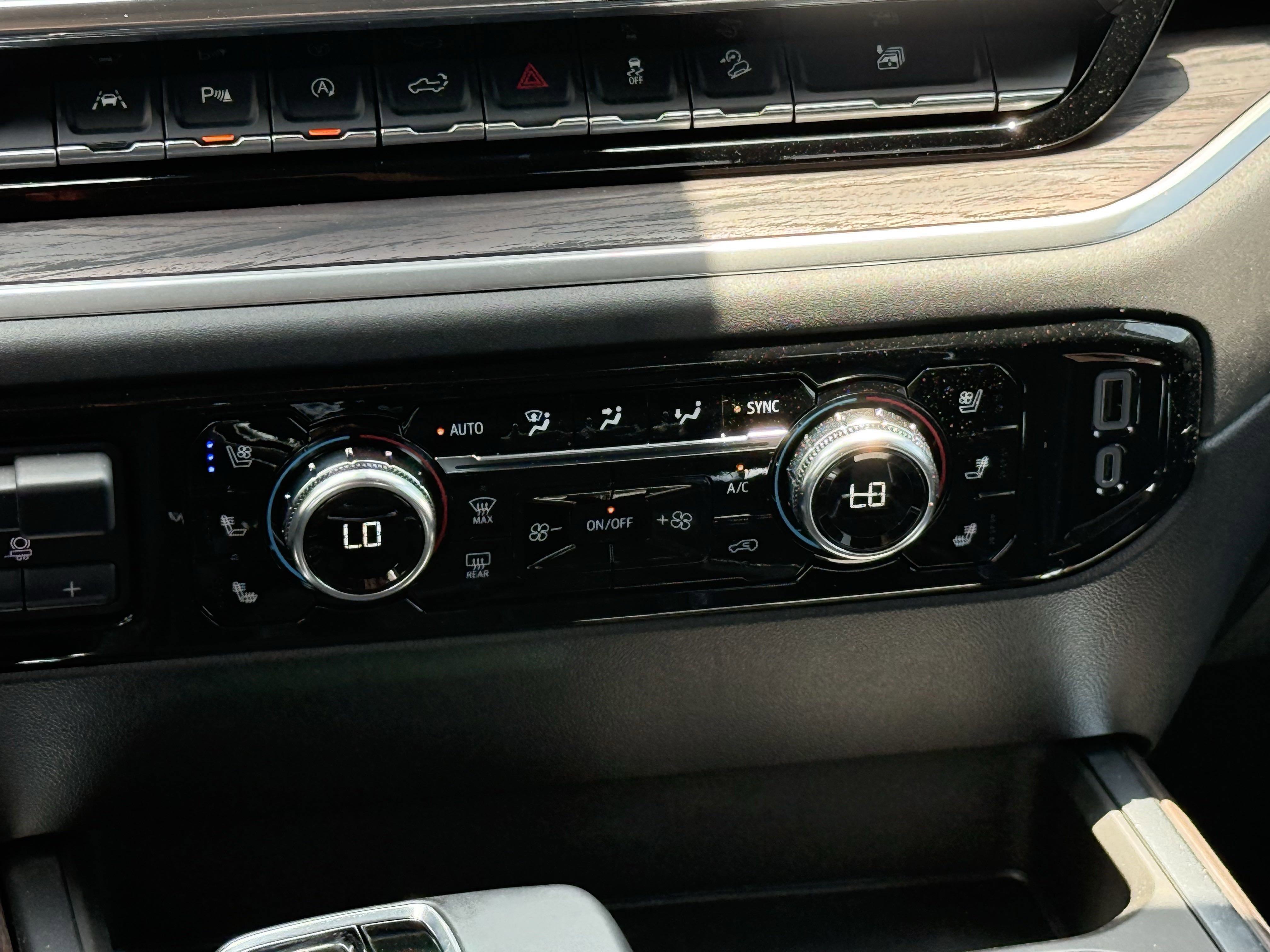 2025 Gmc Sierra 1500 SLT photo 5