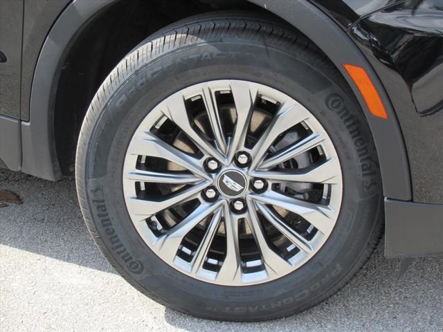 2025 Cadillac XT4 Premium Luxury photo 9