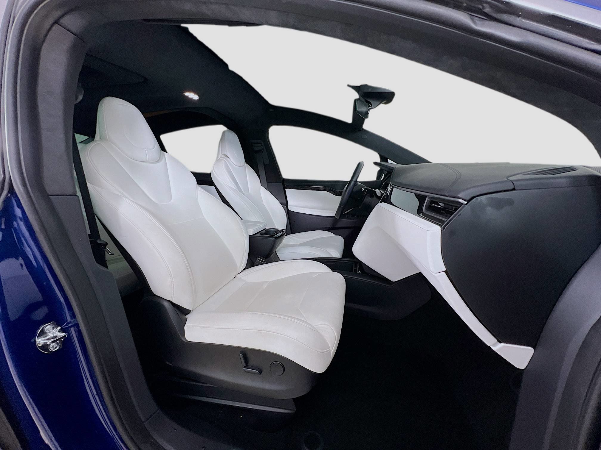 2019 Tesla Model X 75D photo 26