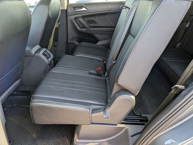 2022 Volkswagen Tiguan SE photo 21