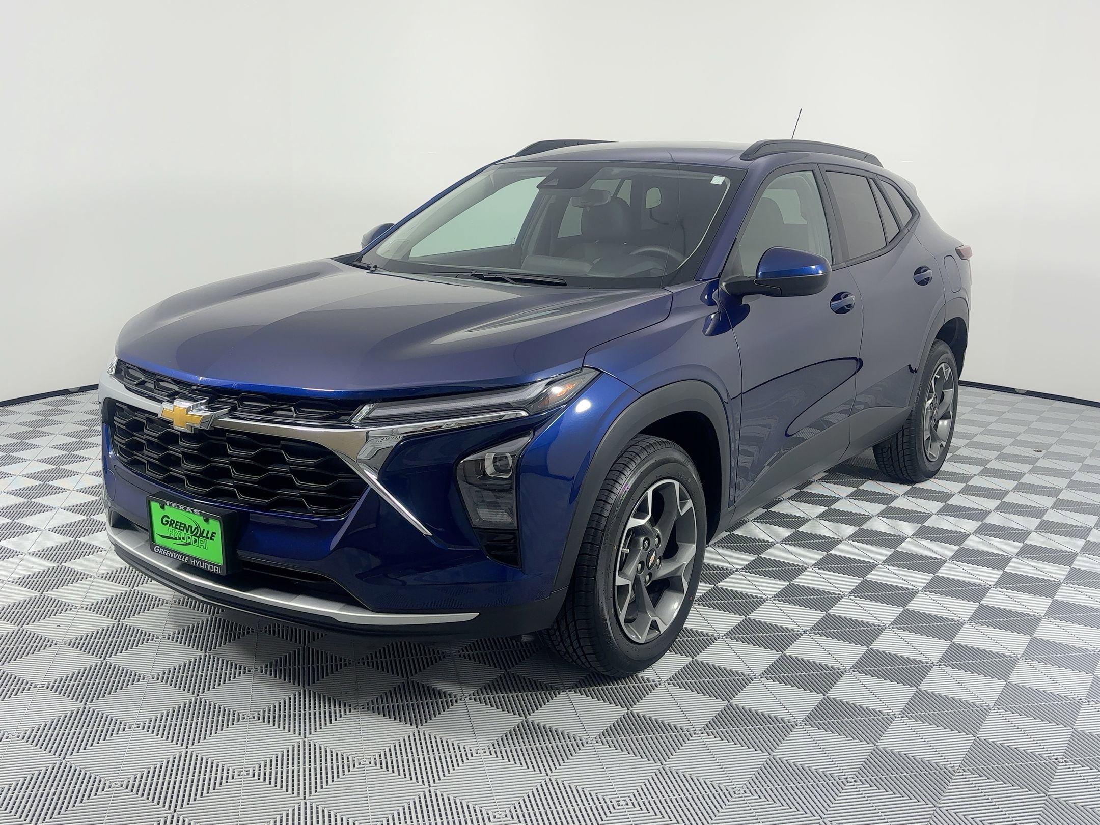 2024 Chevrolet Trax LT's photo