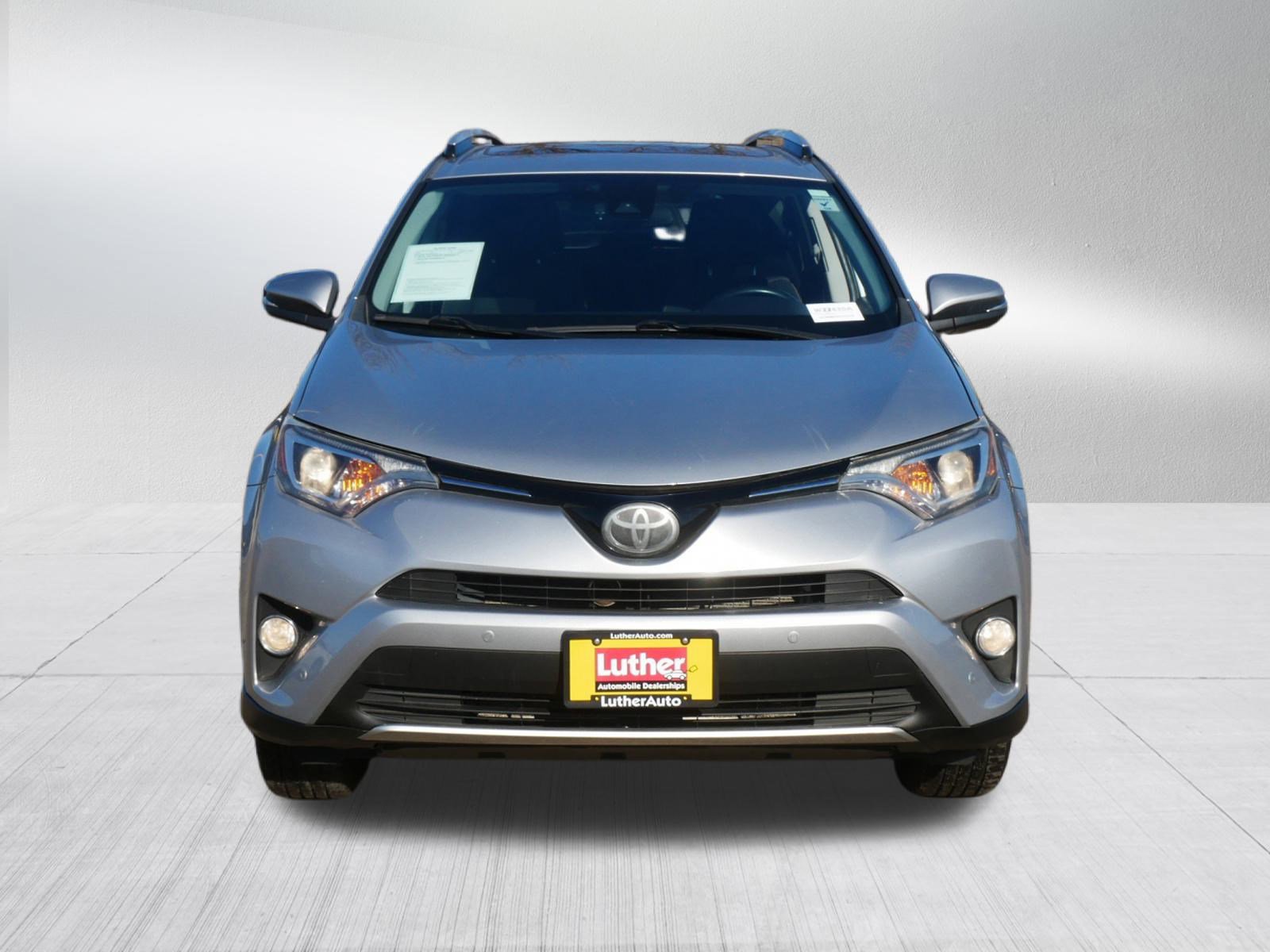 Used 2016 Toyota RAV4 XLE with VIN 2T3RFREV2GW462905 for sale in Coon Rapids, Minnesota