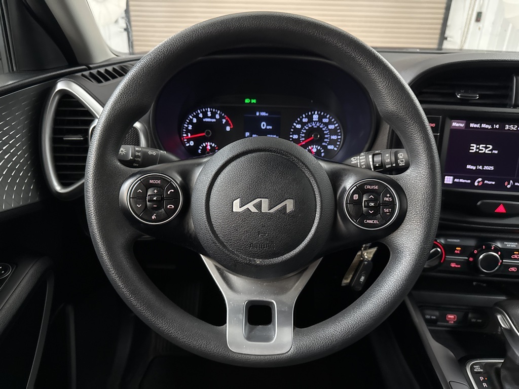 2022 Kia Soul LX photo 7
