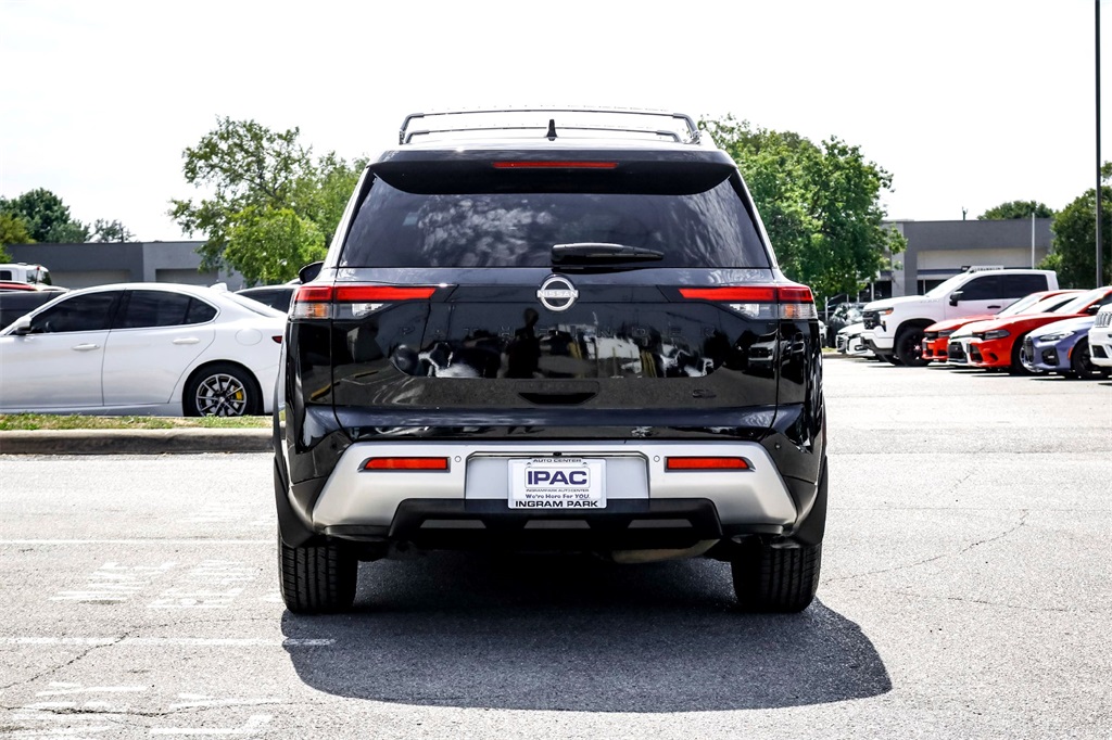 2023 Nissan Pathfinder SL photo 6