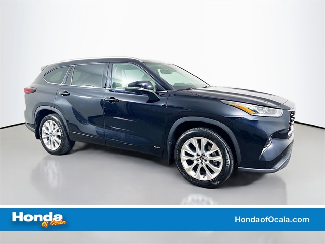 2024 Toyota Highlander Limited's photo