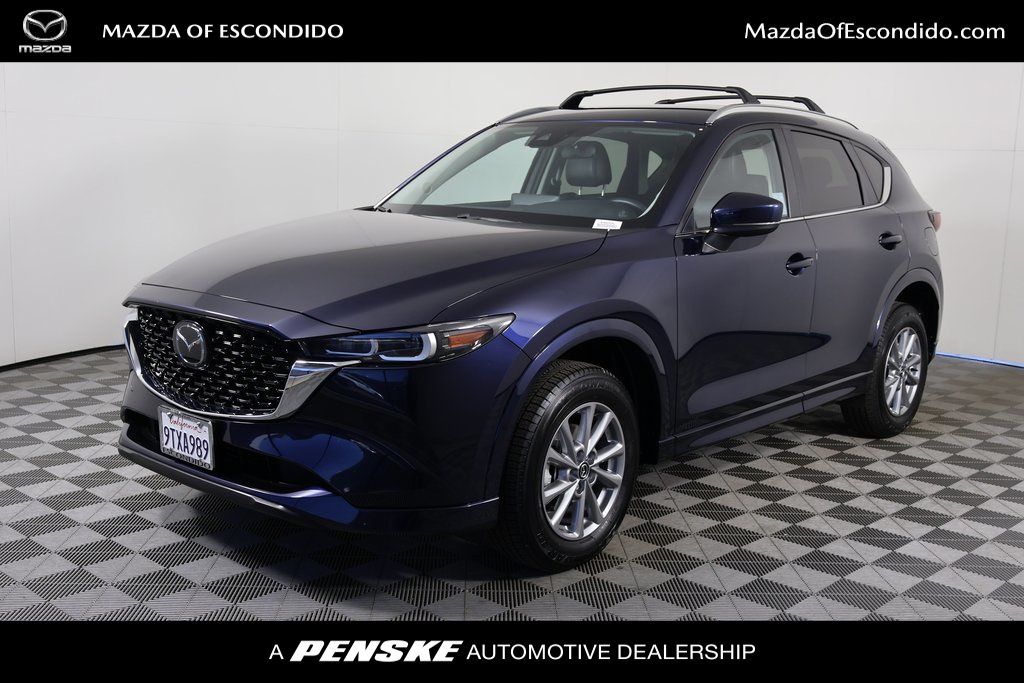 2025 Mazda CX-5 Base's photo