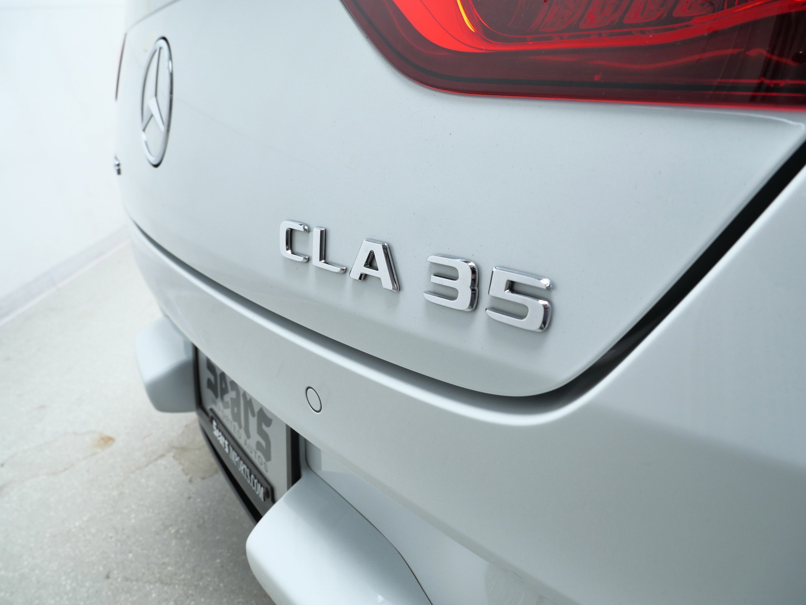 2020 Mercedes Benz CLA AMG 35 4MATIC photo 3