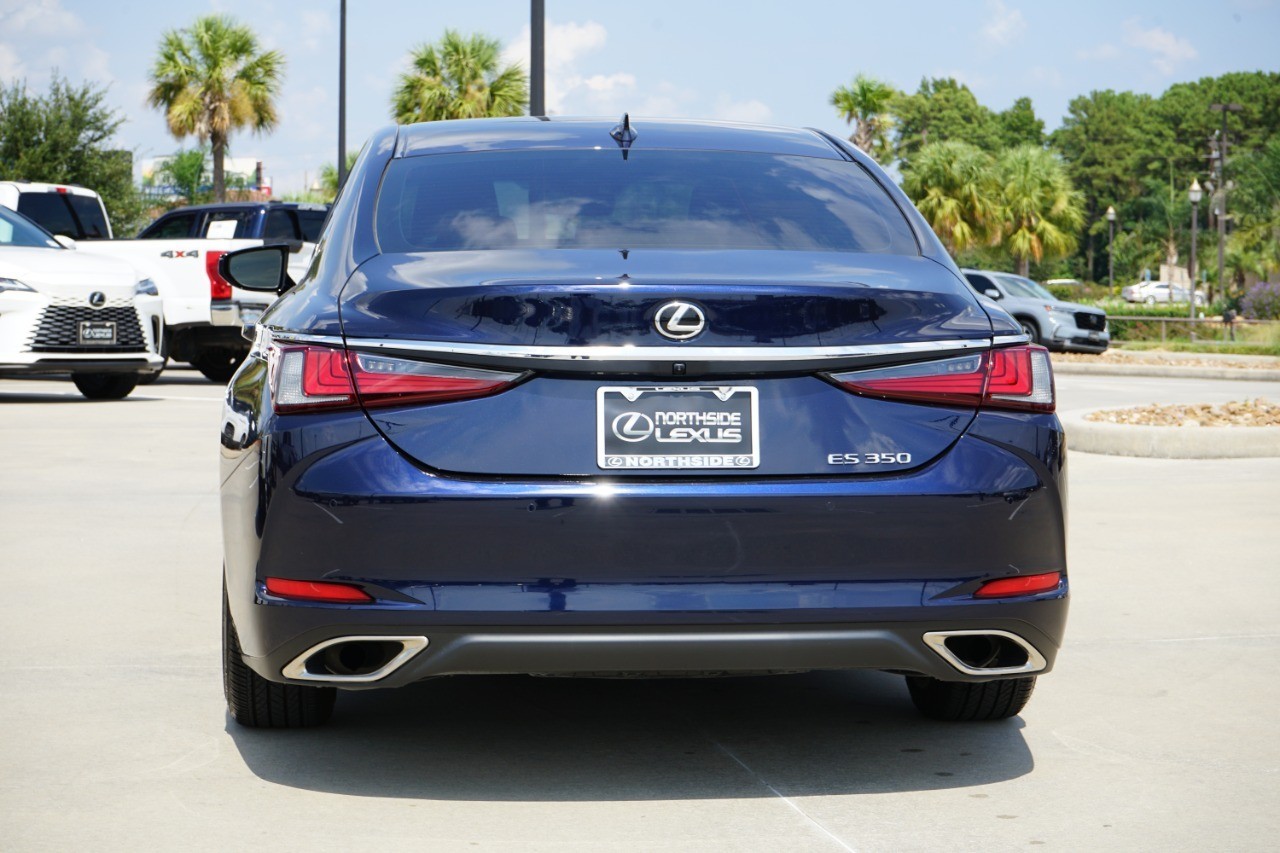 2025 Lexus ES 350 photo 7