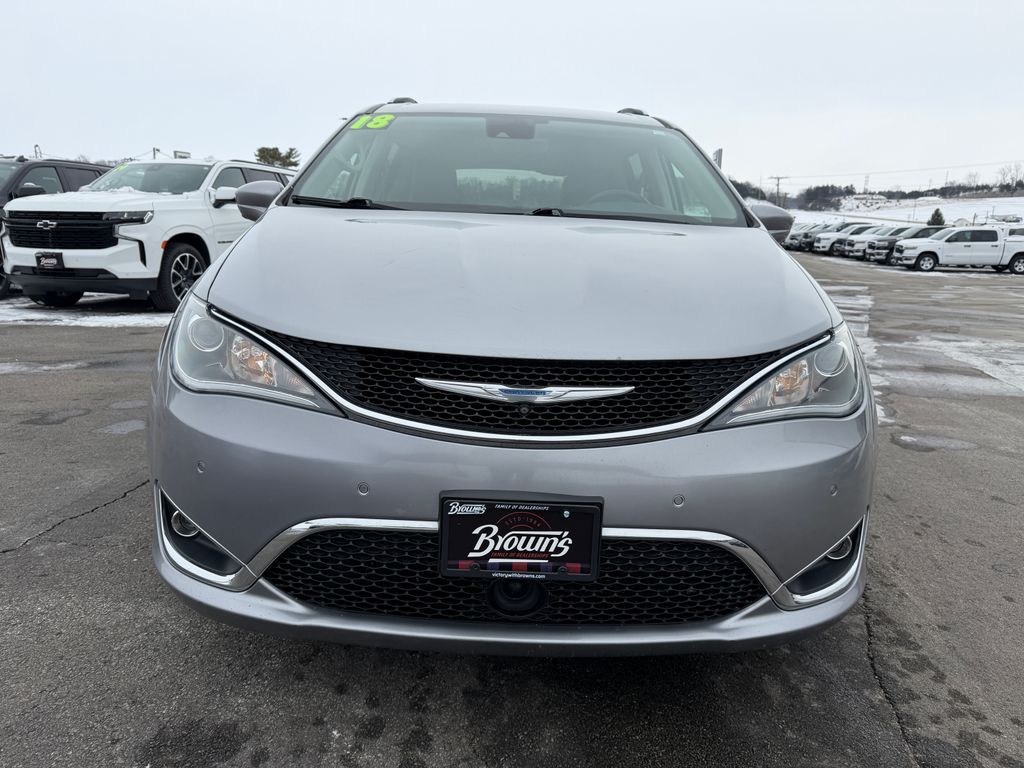 Used 2018 Chrysler Pacifica Touring L with VIN 2C4RC1BG6JR291366 for sale in Elkader, IA