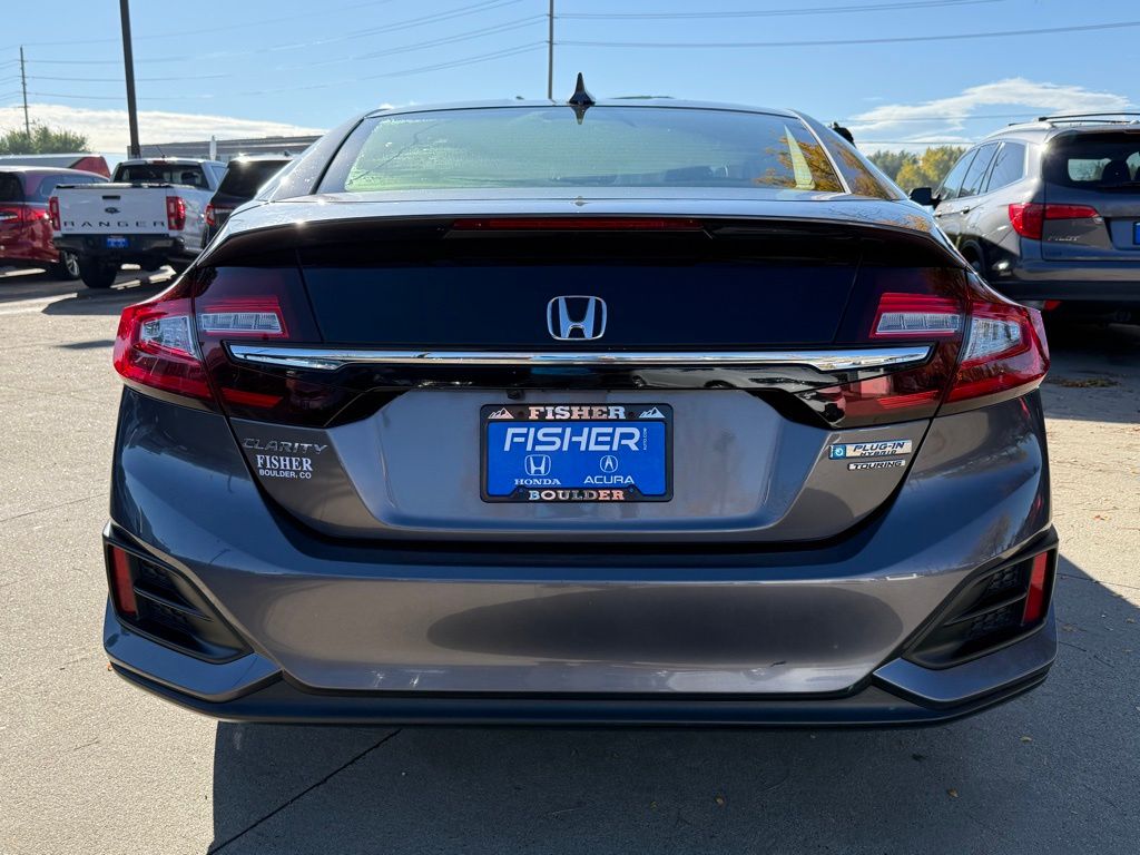 2018 Honda Clarity Plug-In Hybrid Touring photo 3