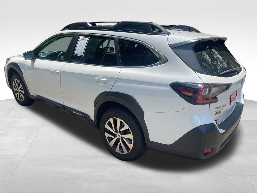 2023 Subaru Outback Premium photo 2