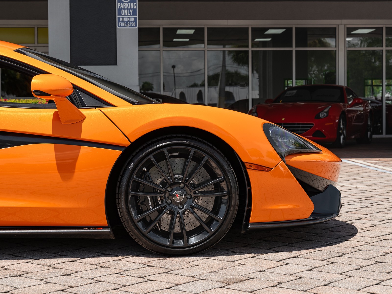 2016 Mclaren 570S Coupe S photo 24