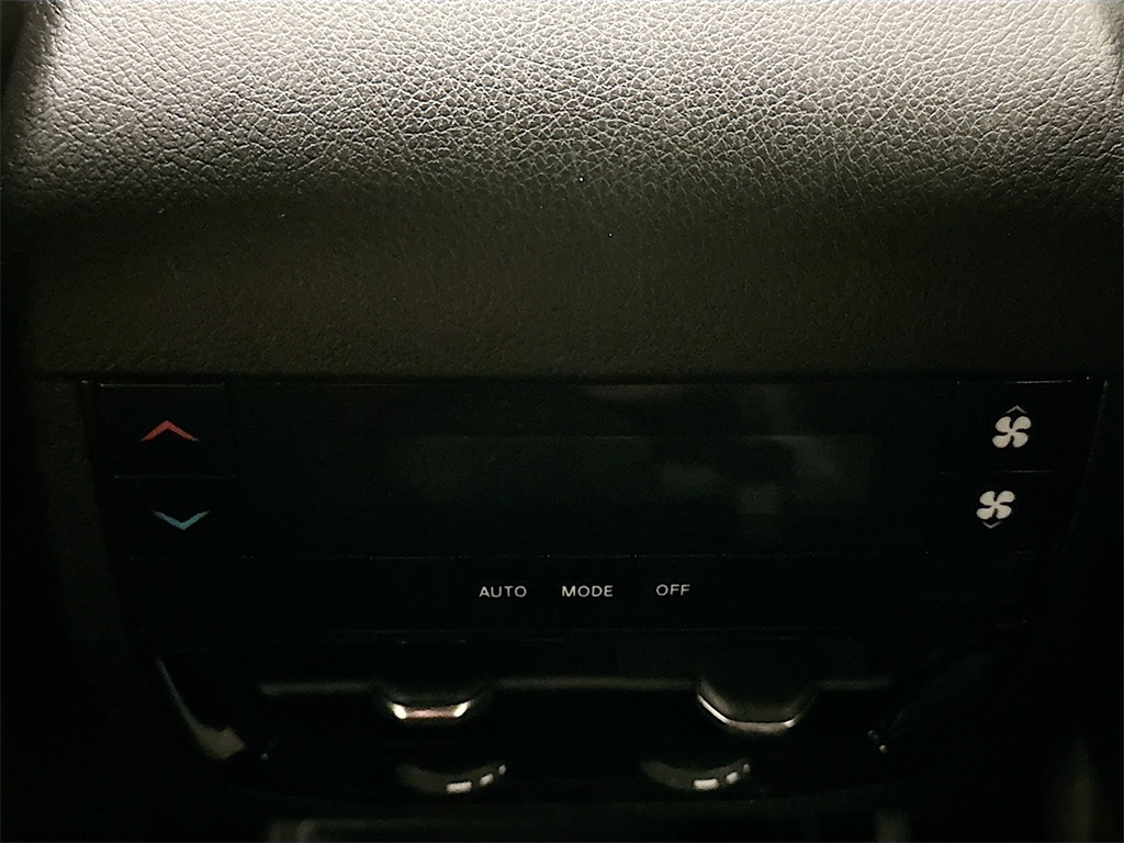 2021 Jeep Grand Cherokee Altitude photo 15