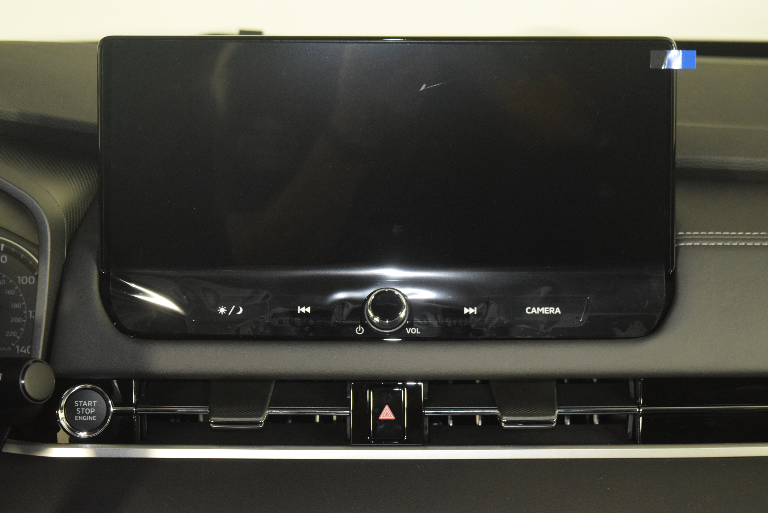 2025 Mitsubishi Outlander ES photo 12