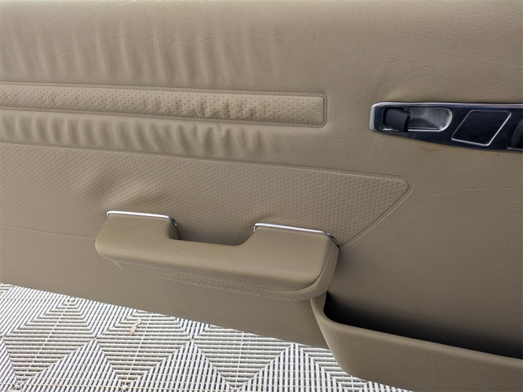 1989 Mercedes Benz 500 photo 17