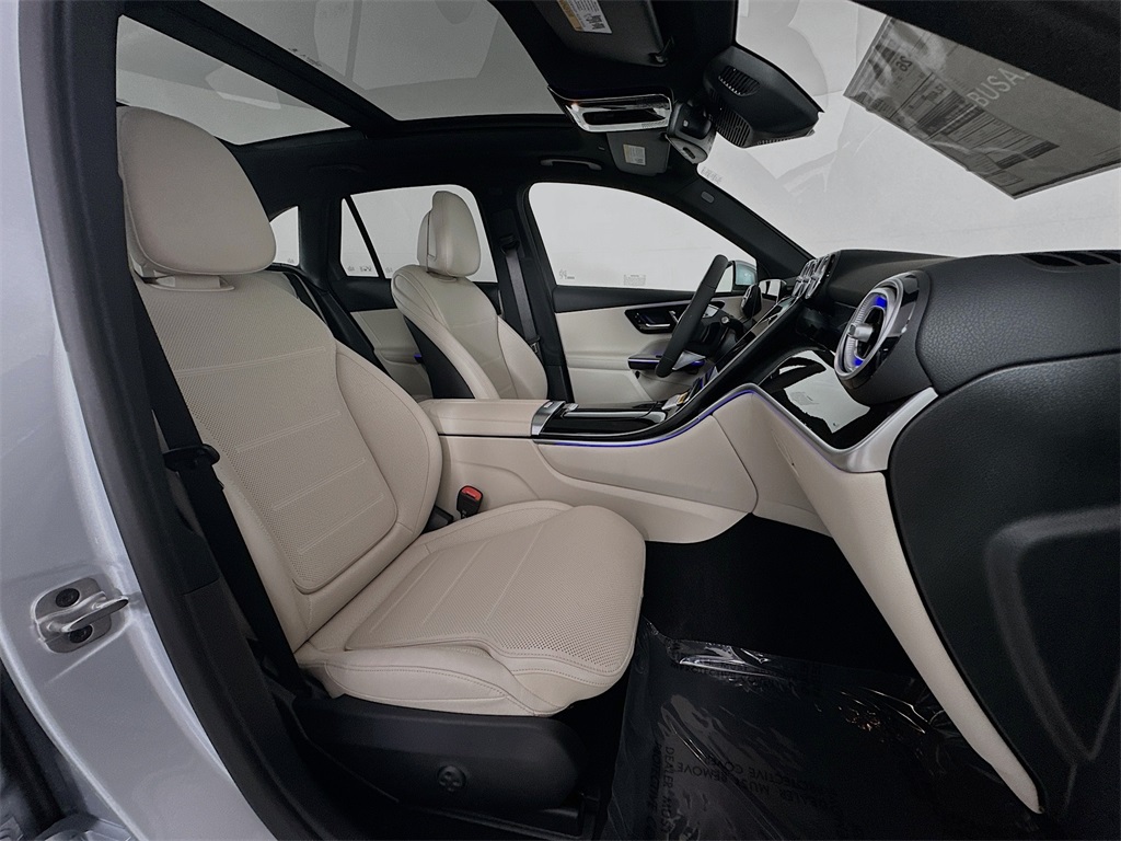 2026 Mercedes Benz GLC 300 4MATIC photo 26