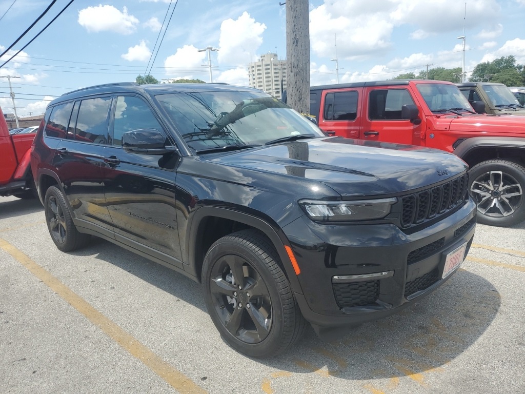 2025 Jeep Grand Cherokee L Limited's photo