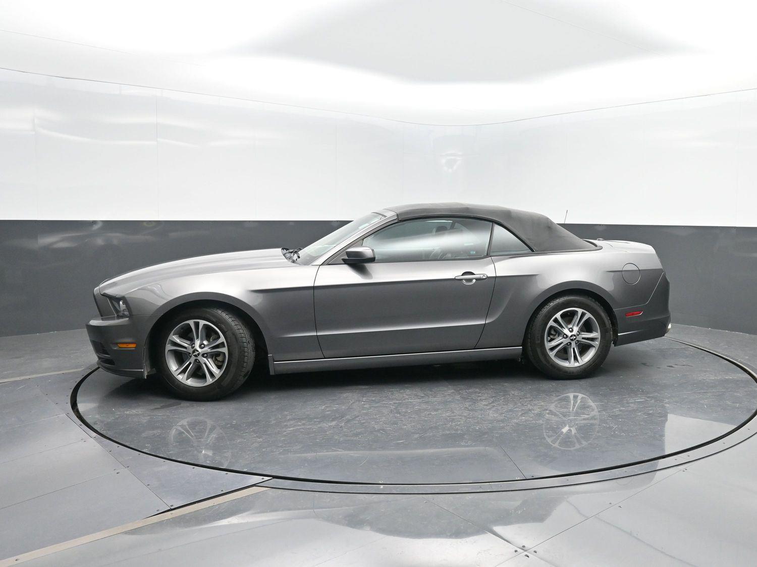 2014 Ford Mustang V6 Premium