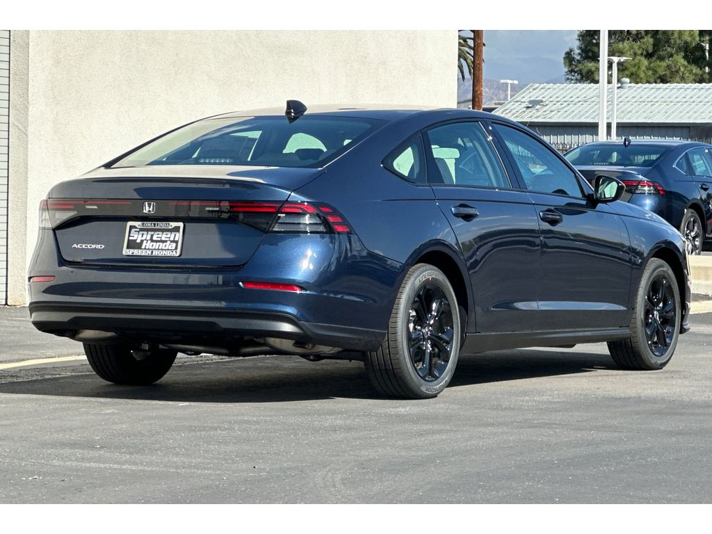 2025 Honda Accord SE photo 4