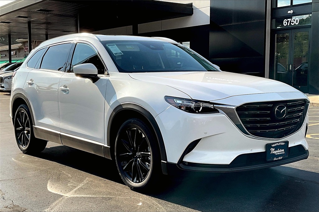 2022 Mazda CX-9 Touring photo 28