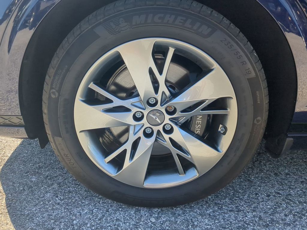 2024 Genesis GV70 3.5T Sport photo 10