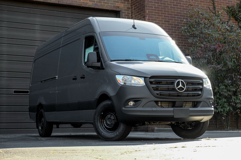 2026 Mercedes-Benz Sprinter Cargo Van Base's photo